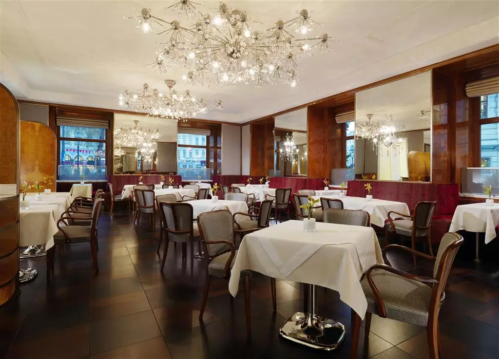 Alibaba https://cdn.alibaba.ir/ostorage/hotel-accommodation-images/6a0a895a61ec039ef7603fa4_Vienna-Hotel-Imperial--a-Luxury-Collection-Hotel-0.webp