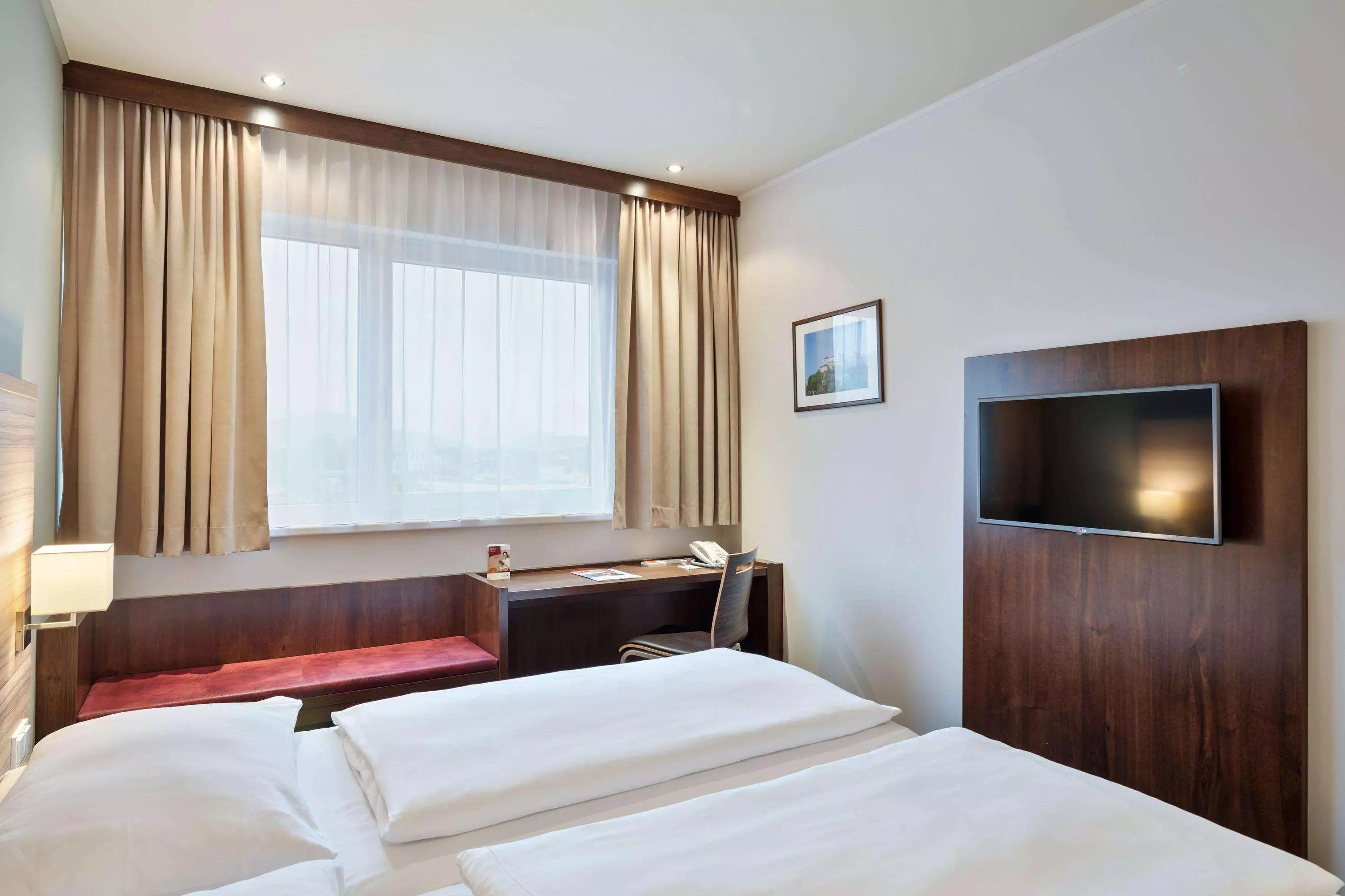 هتل Austria Trend Hotel Salzburg Mitte Salzburg