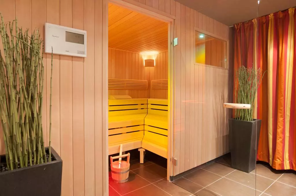 Alibaba https://cdn.alibaba.ir/ostorage/hotel-accommodation-images/6a0ab50761ec039ef7606467_Vienna-Hotel-IMLAUER-Wien-1.webp