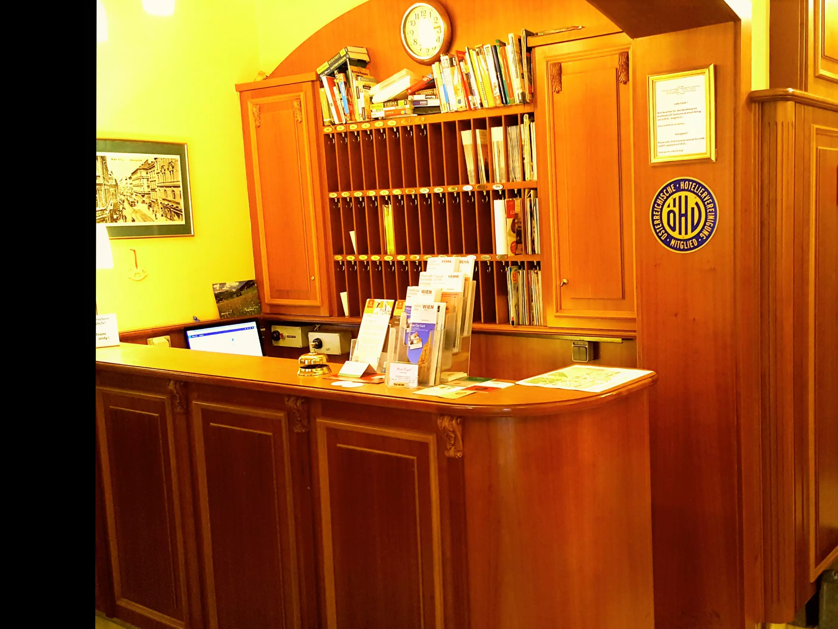 Alibaba https://cdn.alibaba.ir/ostorage/hotel-accommodation-images/6a0acf0f61ec039ef7607a28_Vienna-Kugel-1.webp