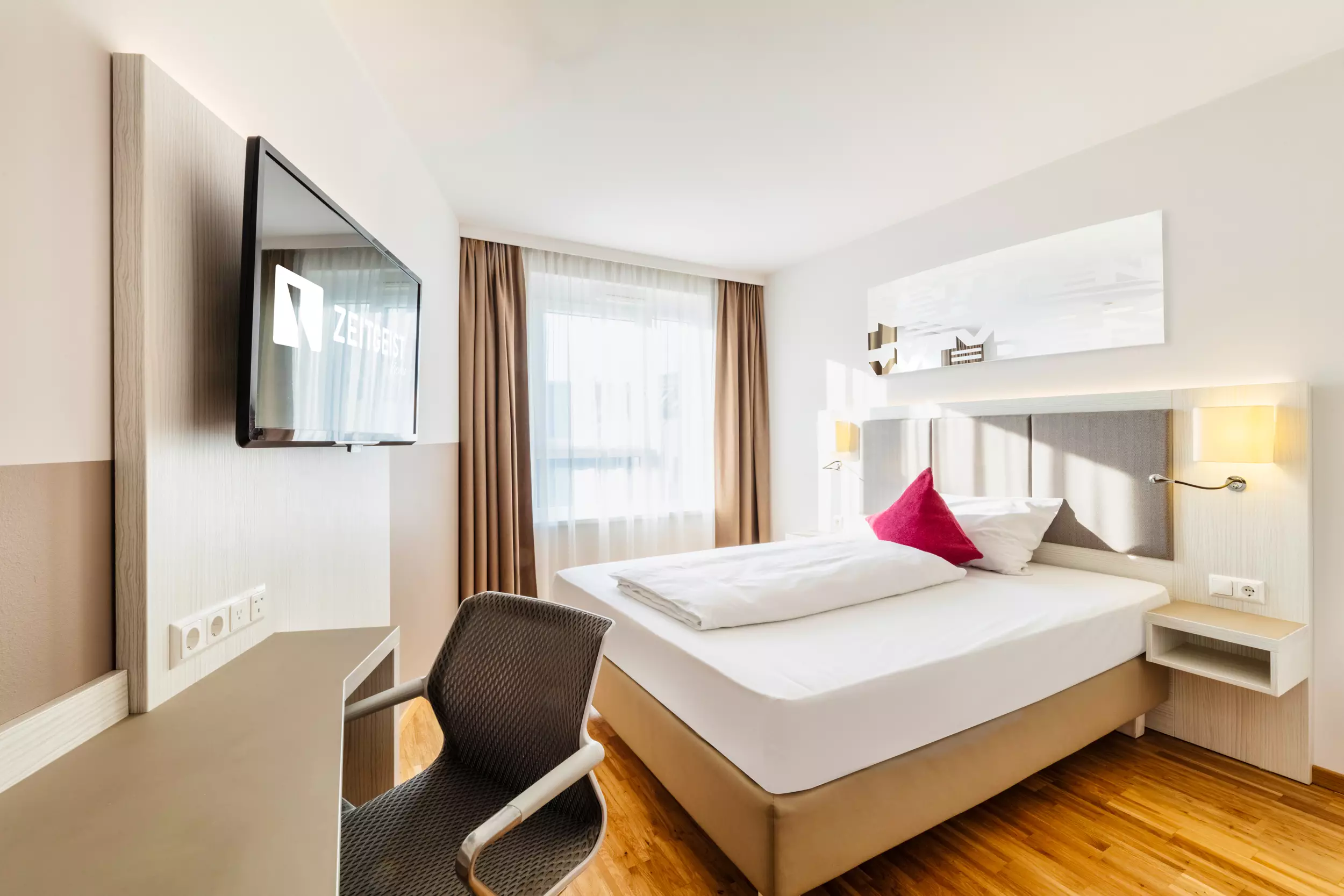 Alibaba https://cdn.alibaba.ir/ostorage/hotel-accommodation-images/6a0ad37b61ec039ef7607d42_Vienna-Hotel-Zeitgeist-1.webp