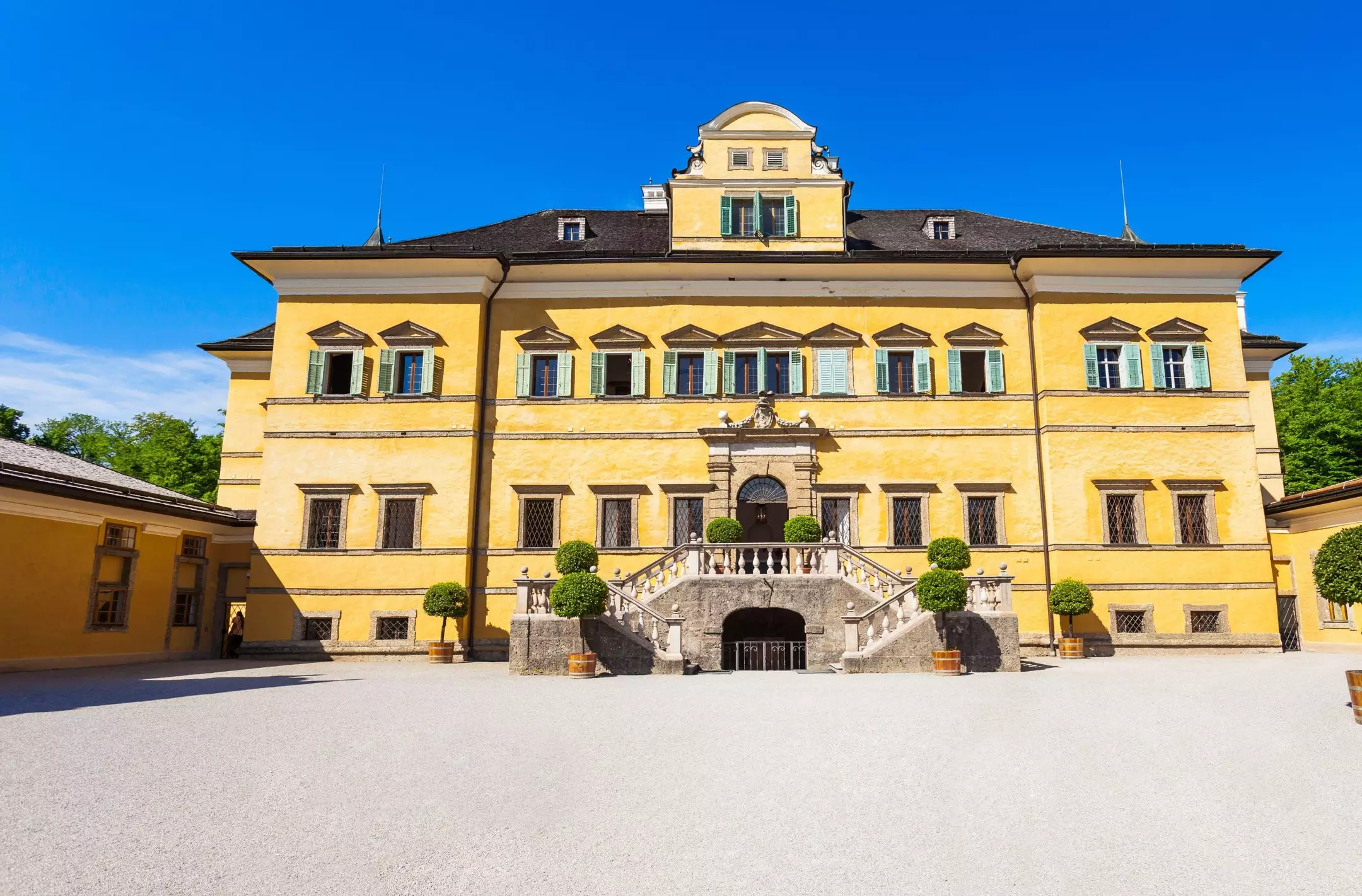 Alibaba https://cdn.alibaba.ir/ostorage/hotel-accommodation-images/6a0ae09161ec039ef76087f8_Salzburg-Holiday-Inn-Salzburg-City-1.webp