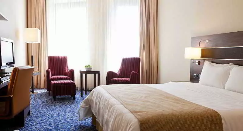 Alibaba https://cdn.alibaba.ir/ostorage/hotel-accommodation-images/6a0aeb6d61ec039ef760908a_Vienna-Courtyard-by-Marriott-Vienna-Prater-Messe-1.webp
