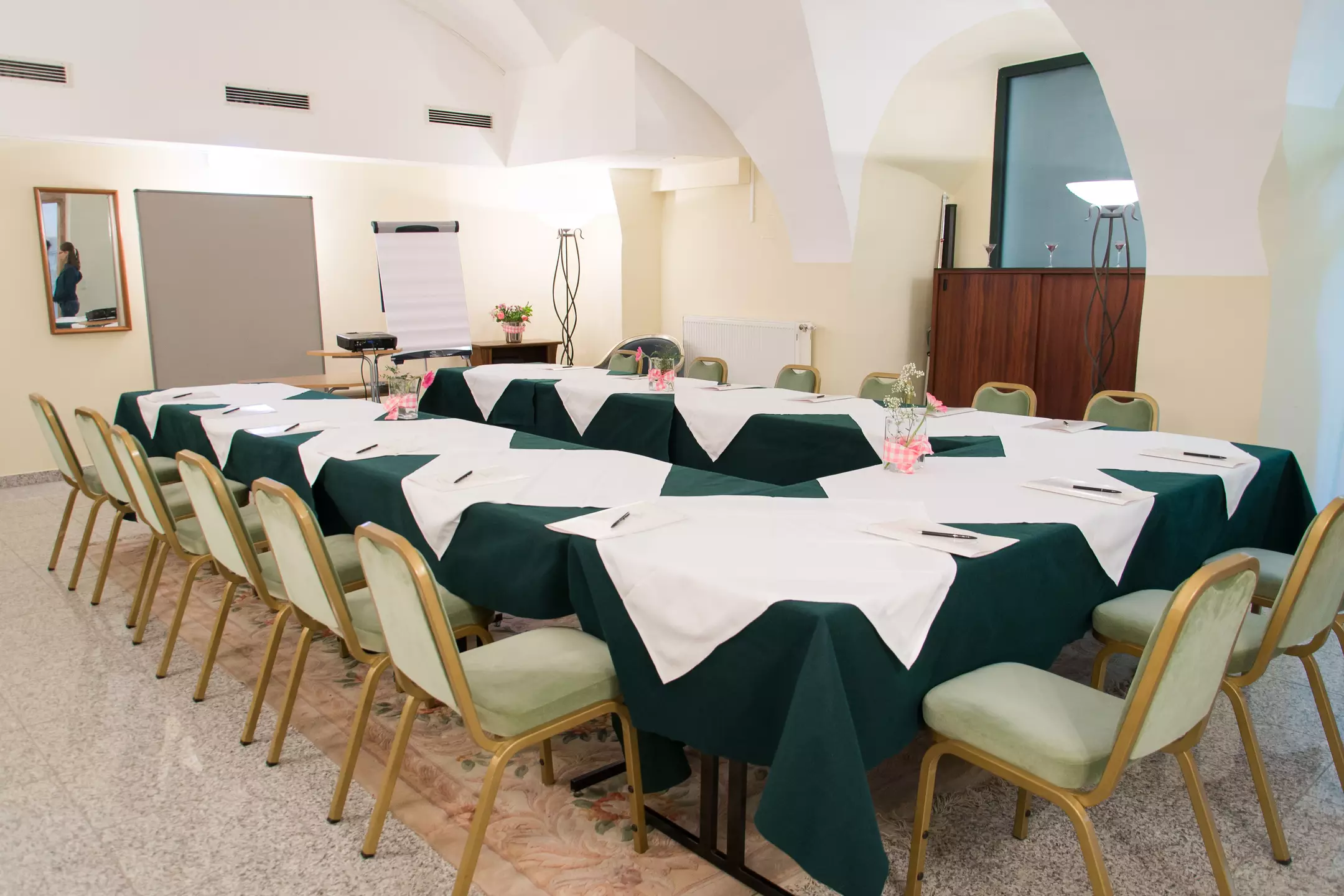 Alibaba https://cdn.alibaba.ir/ostorage/hotel-accommodation-images/6a0afa38c86edf55f722be4c_Vienna-Mailberger-Hof-1.webp