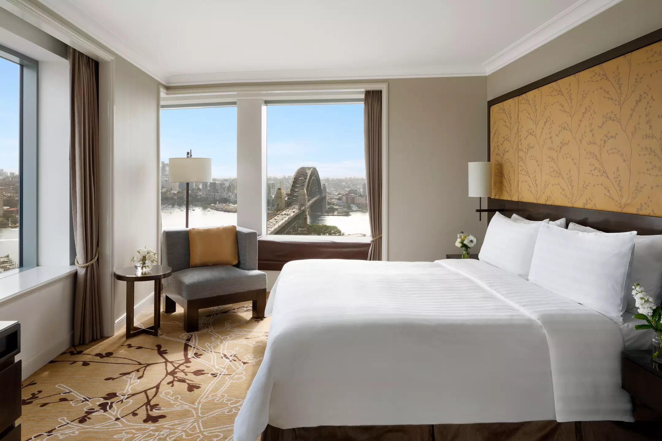 Alibaba https://cdn.alibaba.ir/ostorage/hotel-accommodation-images/6a0b027d61ec039ef760931a_Sydney-Shangri-La-Sydney-1.webp