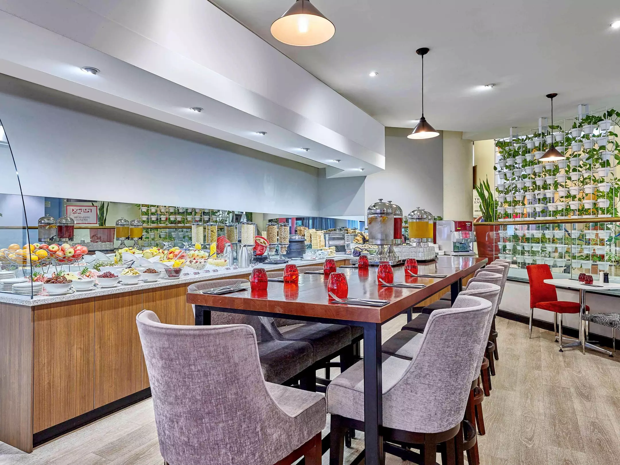 Alibaba https://cdn.alibaba.ir/ostorage/hotel-accommodation-images/6a0b166161ec039ef760a112_Perth-Ibis-Perth-1.webp
