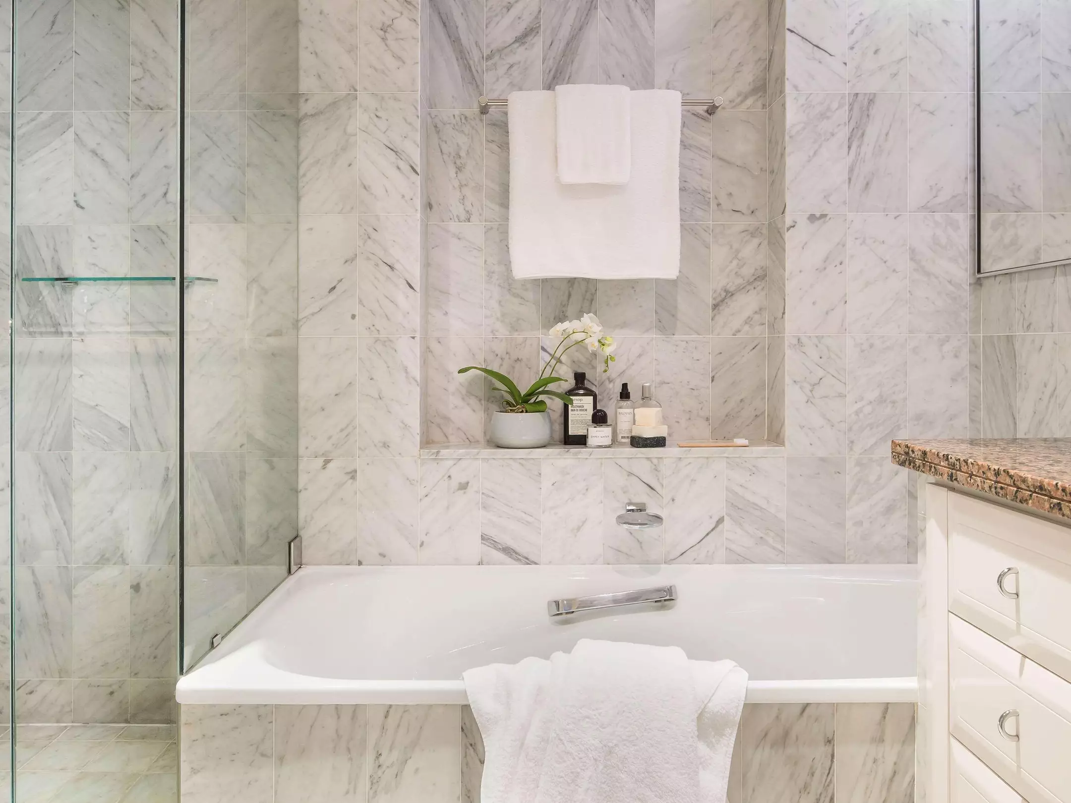 هتل Quay West Suites Sydney Sydney