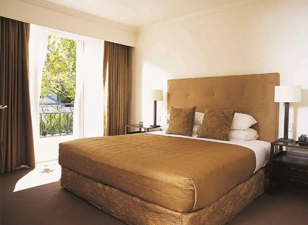 هتل The Lyall Hotel & Spa Melbourne