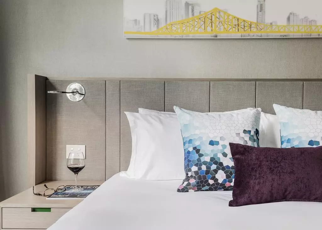 Alibaba https://cdn.alibaba.ir/ostorage/hotel-accommodation-images/6a0bd73461ec039ef7614222_Brisbane-Capri-by-Fraser-Brisbane-1.webp