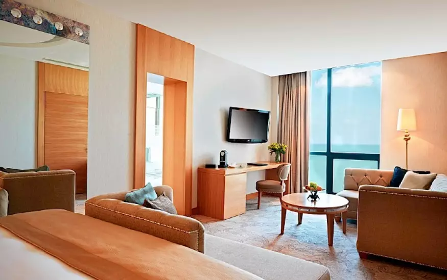 Alibaba https://cdn.alibaba.ir/ostorage/hotel-accommodation-images/6a0ccd06c86edf55f7234a80_Baku-Jumeirah-Bilgah-Beach-Hotel-1.webp