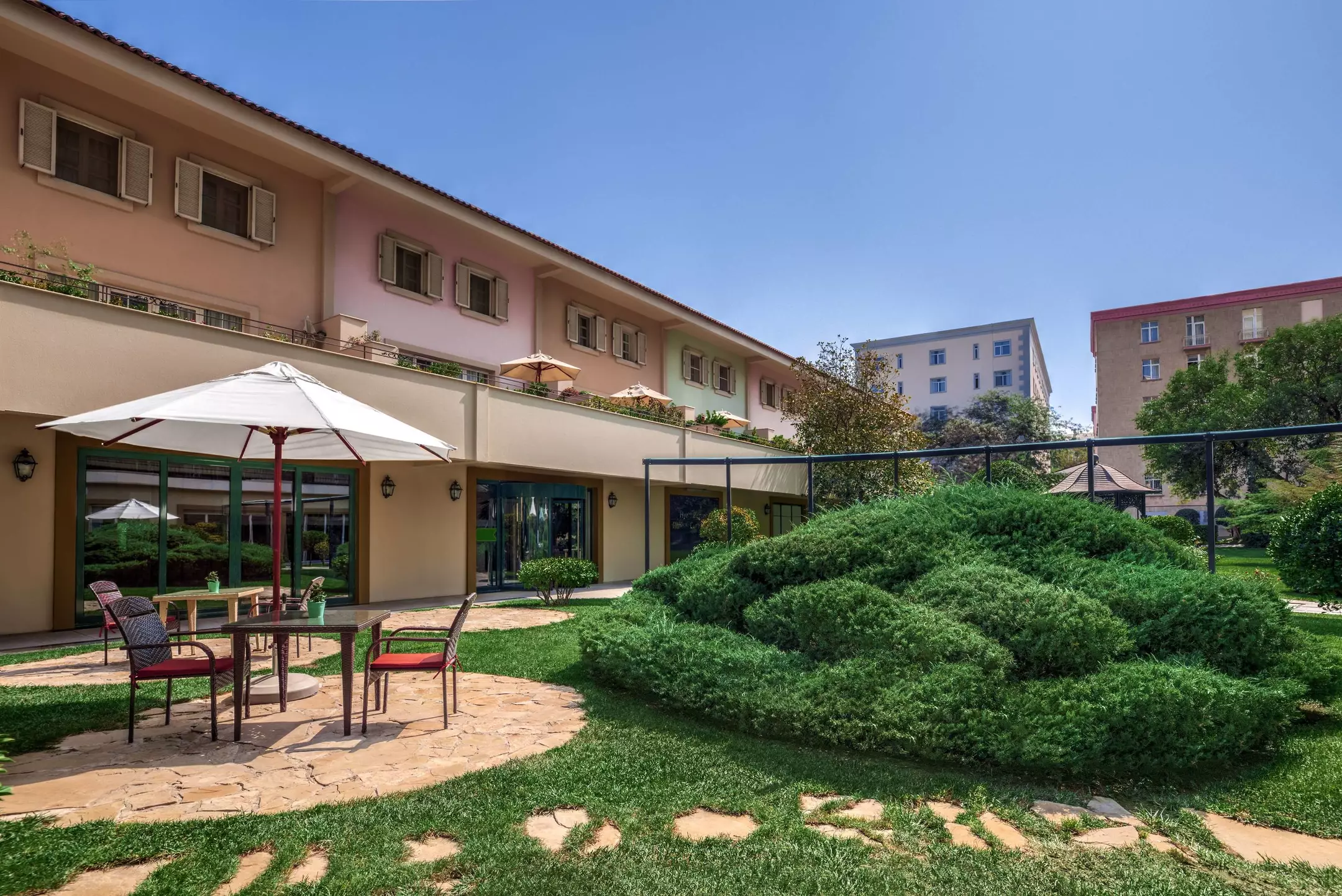 Alibaba https://cdn.alibaba.ir/ostorage/hotel-accommodation-images/6a0ccd1ec86edf55f7234a9c_Baku-Hyatt-Regency-Baku-0.webp