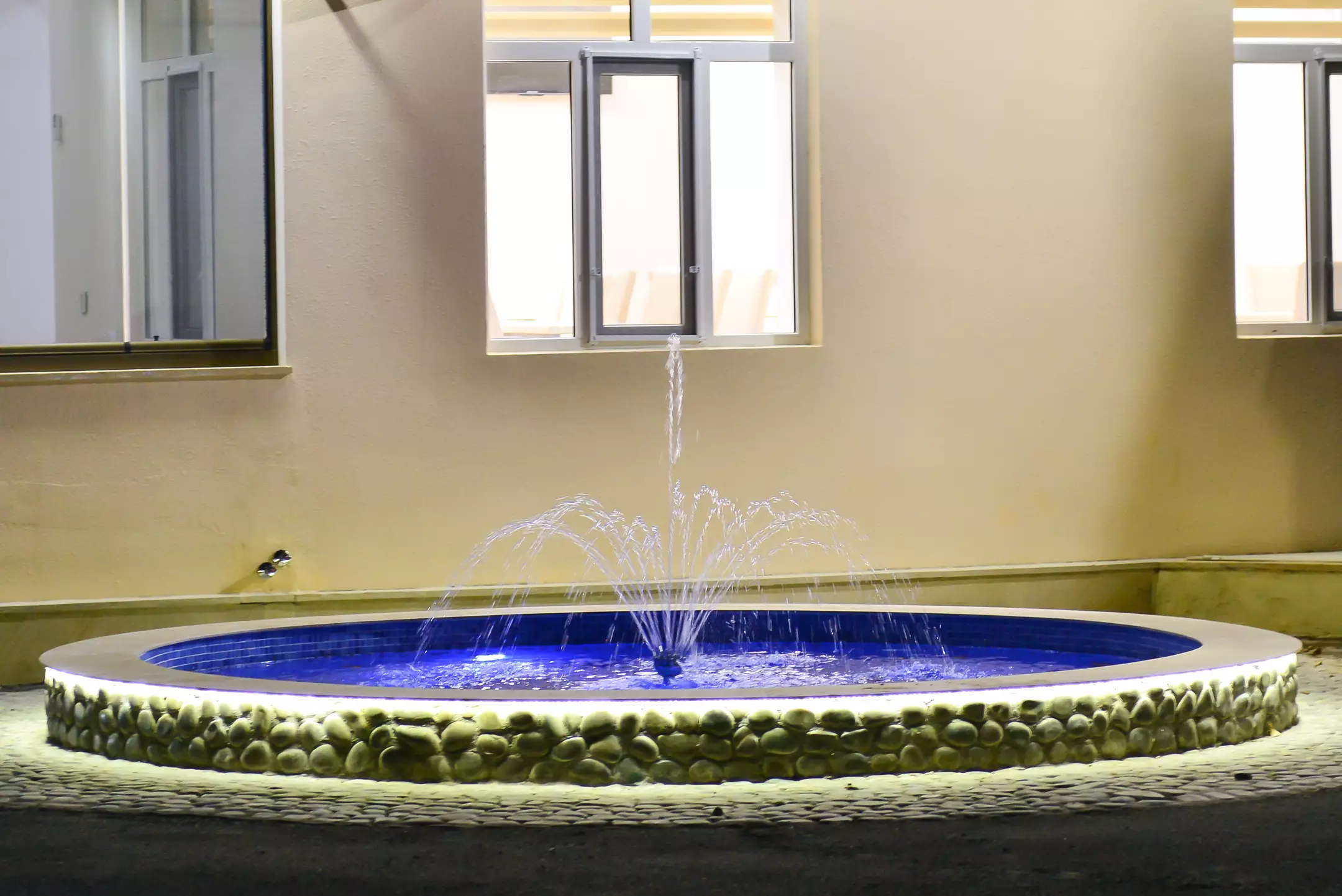 Alibaba https://cdn.alibaba.ir/ostorage/hotel-accommodation-images/6a0cd0d1c86edf55f7234e1c_Baku-Planet-Inn-Hotel-Baku-1.webp