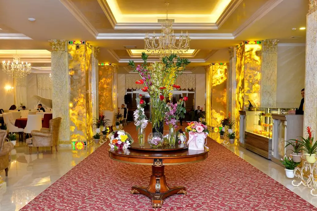 Alibaba https://cdn.alibaba.ir/ostorage/hotel-accommodation-images/6a0cd2fec86edf55f7234fdd_Baku-Ammar-Grand-Hotel-0.webp