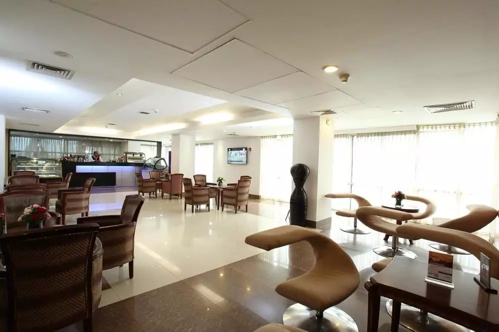 هتل Dhaka Regency Hotel & Resort داکا