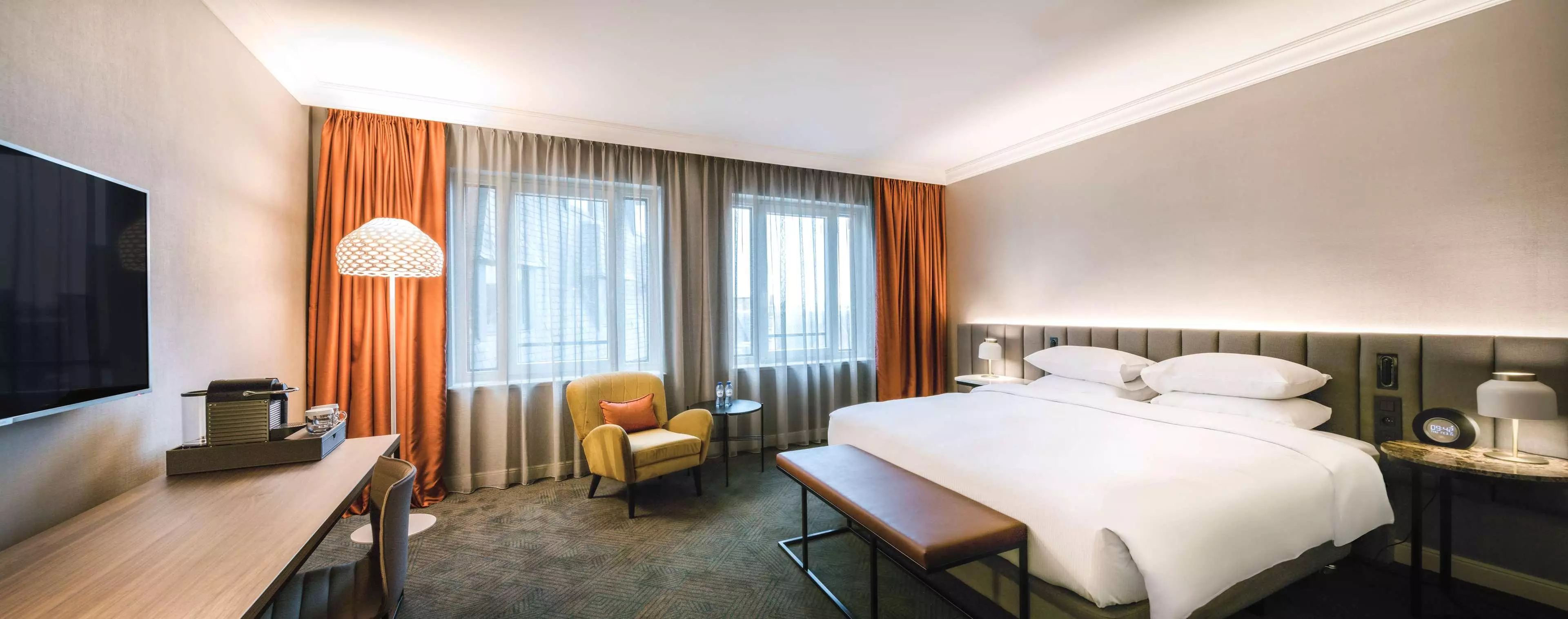Alibaba https://cdn.alibaba.ir/ostorage/hotel-accommodation-images/6a0ceccac86edf55f7236399_Brussels-Hilton-Brussels-Grand-Place-1.webp