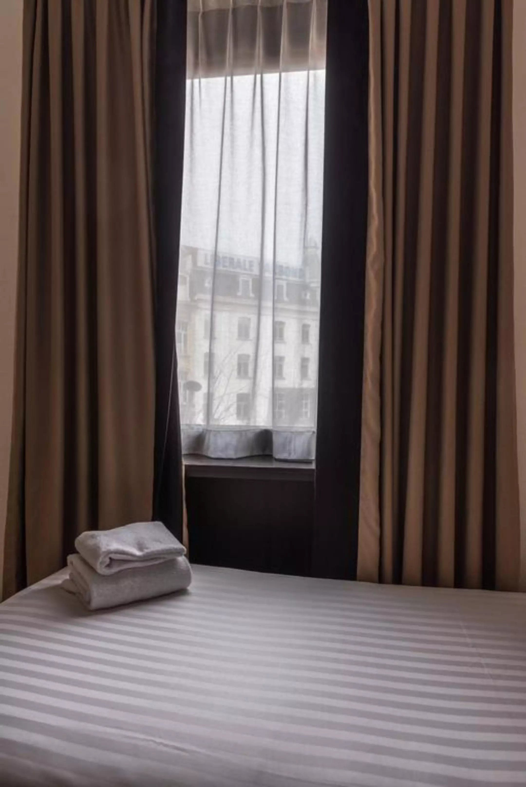 هتل Floris Hotel Ustel Midi بروکسل