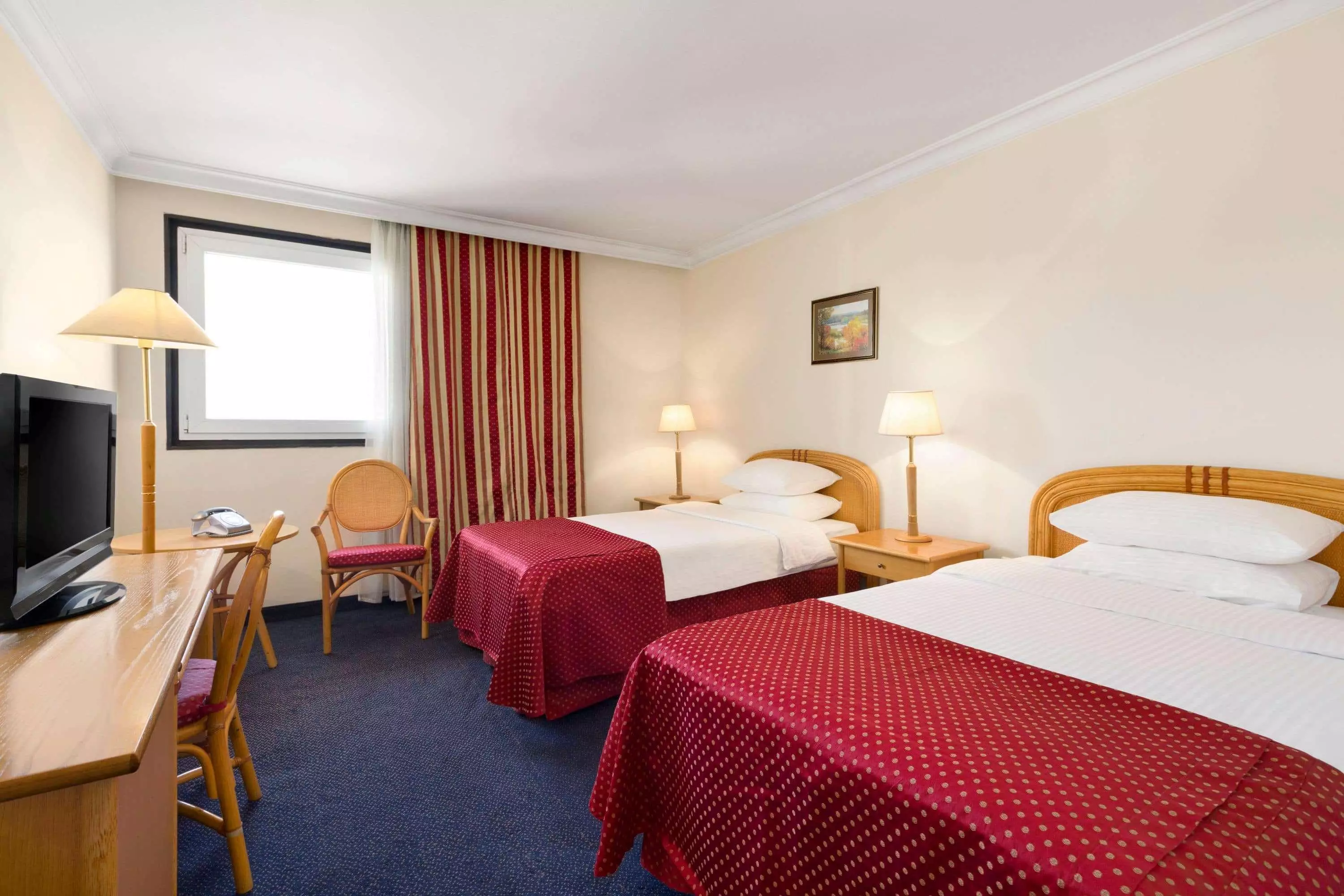 هتل Ramada Sofia صوفیه