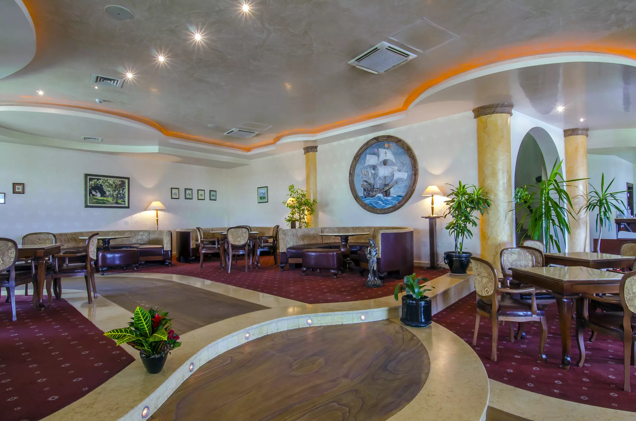 هتل Admiral Hotel Golden Sands