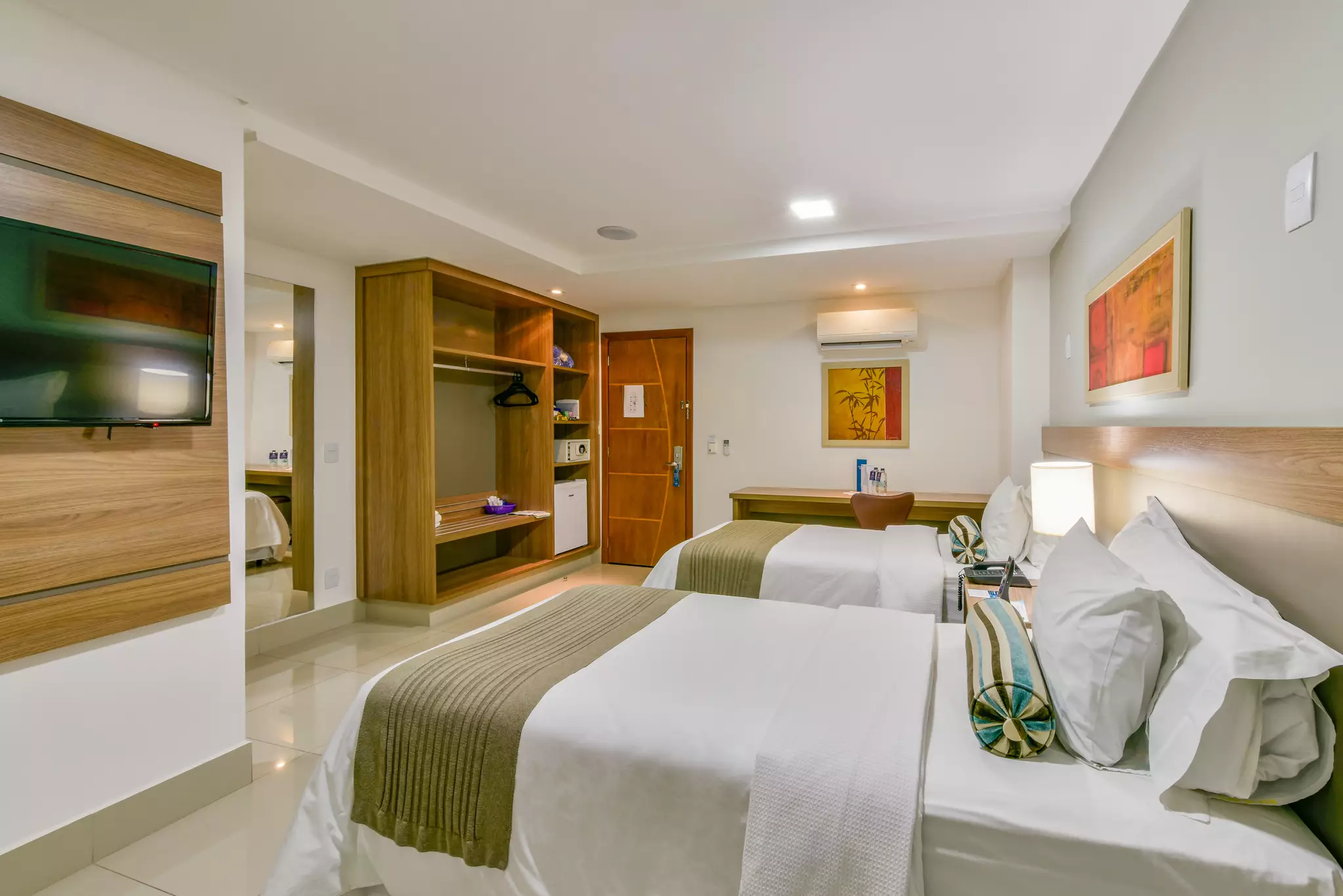 Alibaba https://cdn.alibaba.ir/ostorage/hotel-accommodation-images/6a0e552e61ec039ef7621f1d_Goi-nia-Goi-s-Plaza-Inn-Breeze-Aeroporto-1.webp