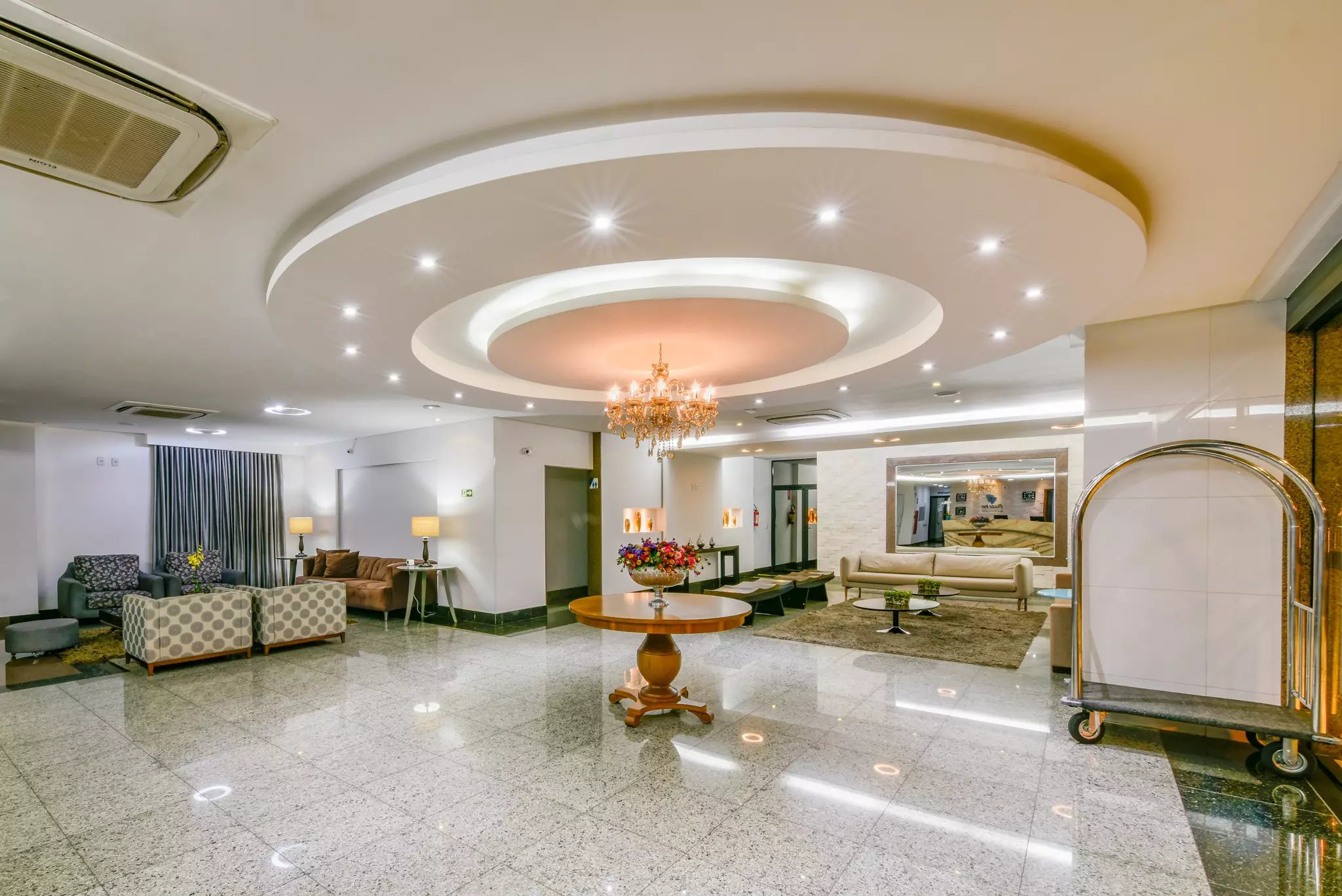 هتل Plaza Inn Breeze Aeroporto Goiânia (Goiás)