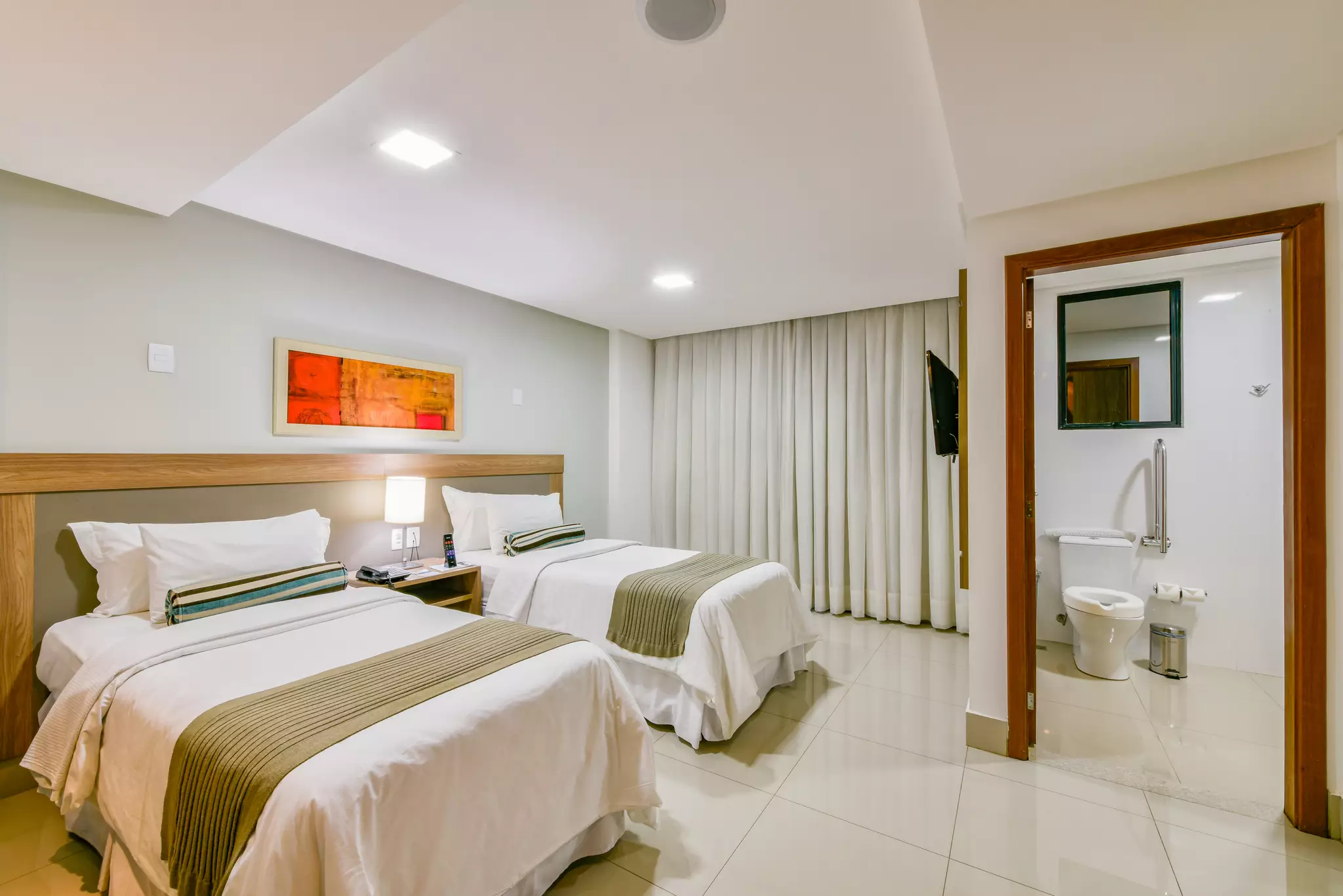 هتل Plaza Inn Breeze Aeroporto Goiânia (Goiás)