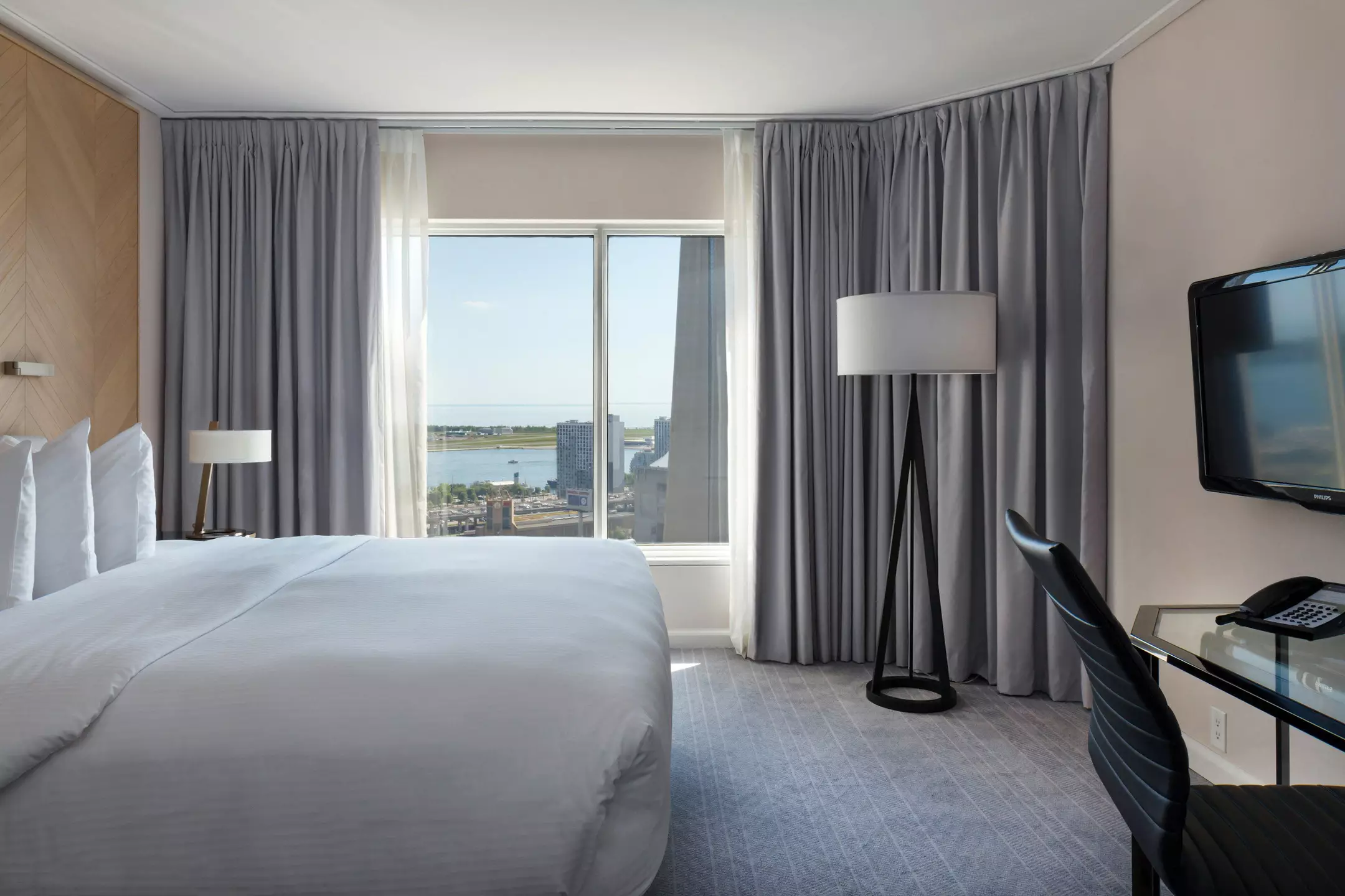 Alibaba https://cdn.alibaba.ir/ostorage/hotel-accommodation-images/6a0f5866c86edf55f723cdf1_Toronto-Intercontinental-Toronto-Centre-1.webp