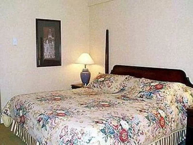 Alibaba https://cdn.alibaba.ir/ostorage/hotel-accommodation-images/6a0f5dfdc86edf55f723d1d3_Saskatoon-Delta-Hotels-Bessborough-1.webp