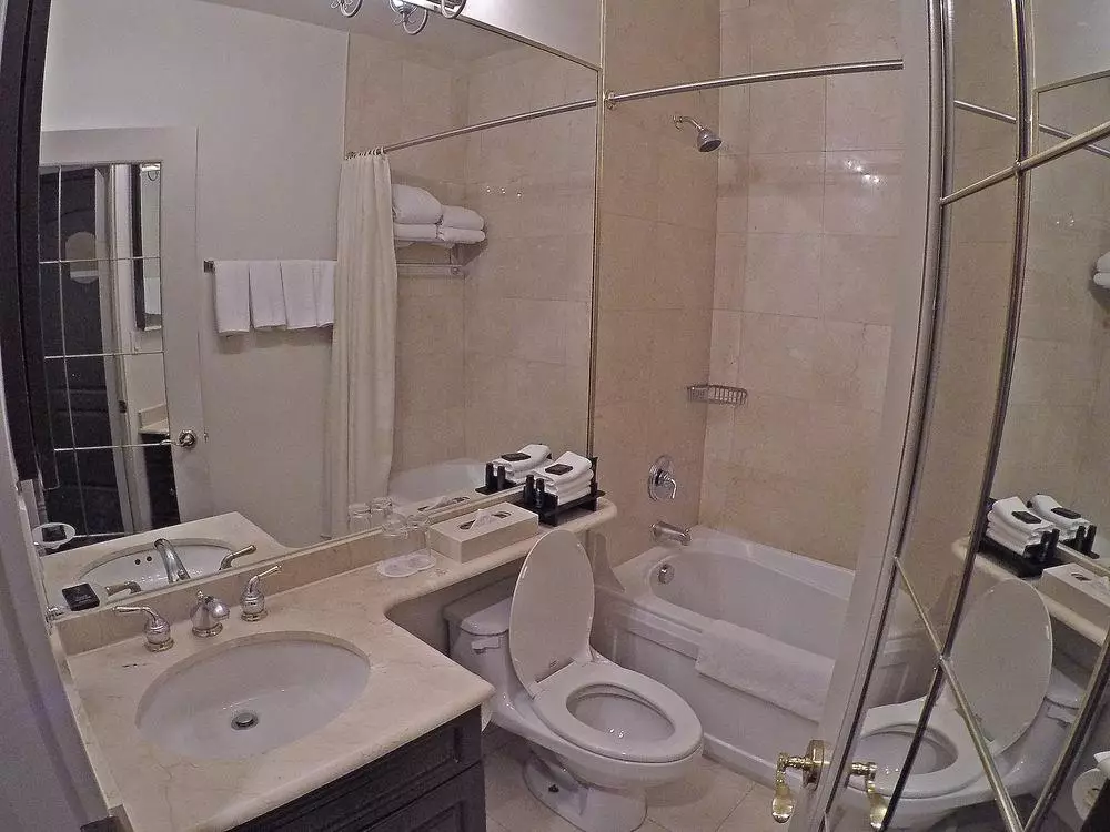 Alibaba https://cdn.alibaba.ir/ostorage/hotel-accommodation-images/6a0f70f5c86edf55f723e047_Toronto-Grand-Toronto-1.webp