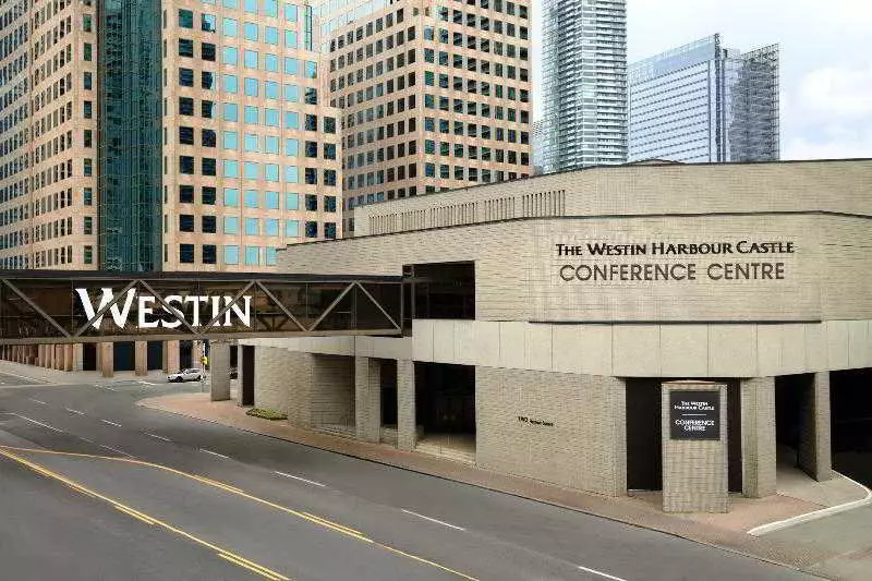 هتل The Westin Harbour Castle, Toronto تورنتو