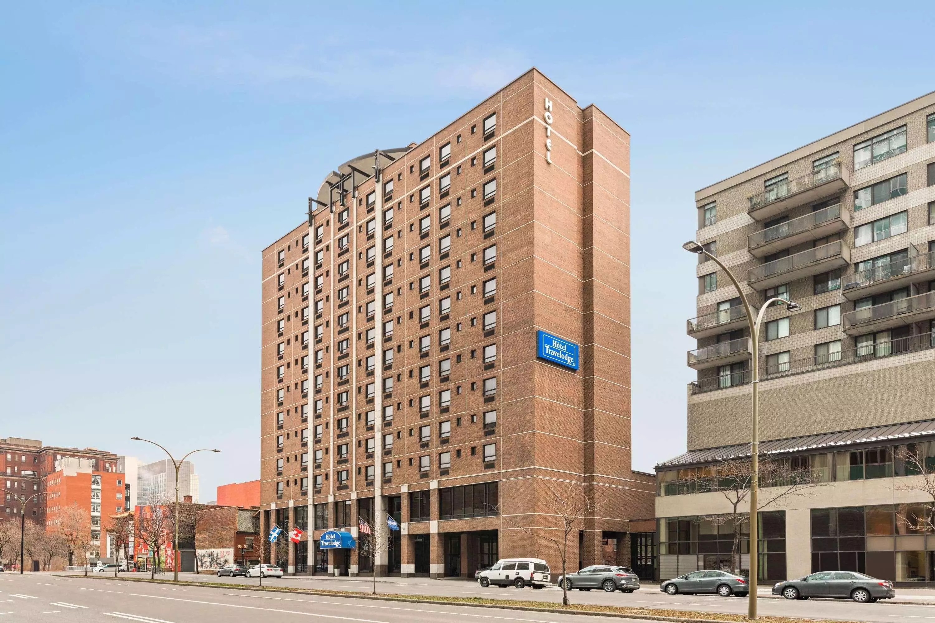 Alibaba https://cdn.alibaba.ir/ostorage/hotel-accommodation-images/6a0f7350c86edf55f723e28d_Montreal-Travelodge-Hotel-by-Wyndham-Montreal-Centre-1.webp