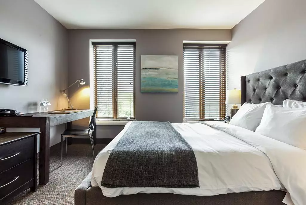 هتل Auberge de La Fontaine مونترال