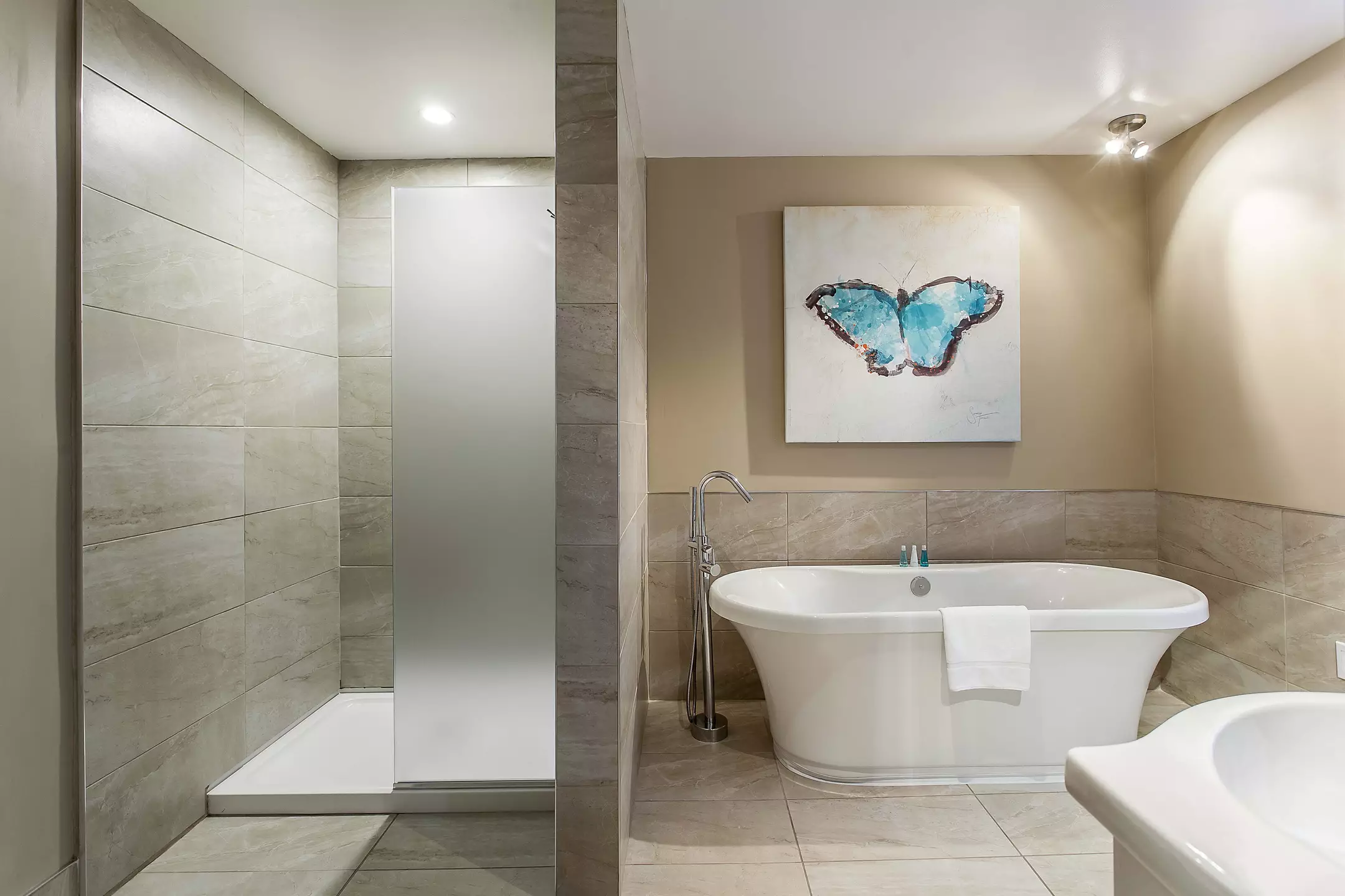 هتل Auberge de La Fontaine مونترال