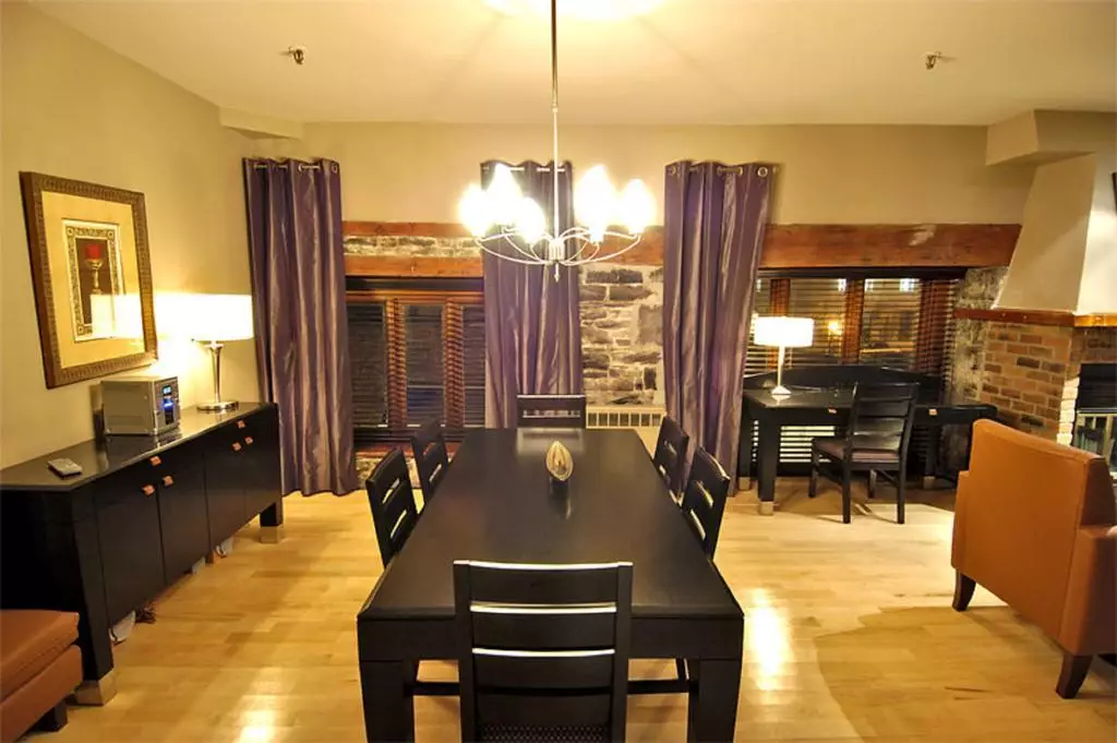 Alibaba https://cdn.alibaba.ir/ostorage/hotel-accommodation-images/6a0f8070c86edf55f723ebde_Montreal-Auberge-du-Vieux-Port-1.webp