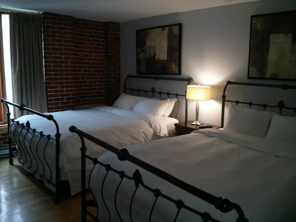 هتل Auberge du Vieux Port مونترال