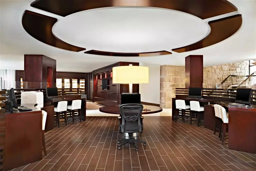 Alibaba https://cdn.alibaba.ir/ostorage/hotel-accommodation-images/6a0f827fc86edf55f723ed64_Montreal-Sheraton-Montreal-Airport-Hotel-1.webp