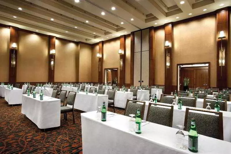 هتل Le Westin Montréal مونترال