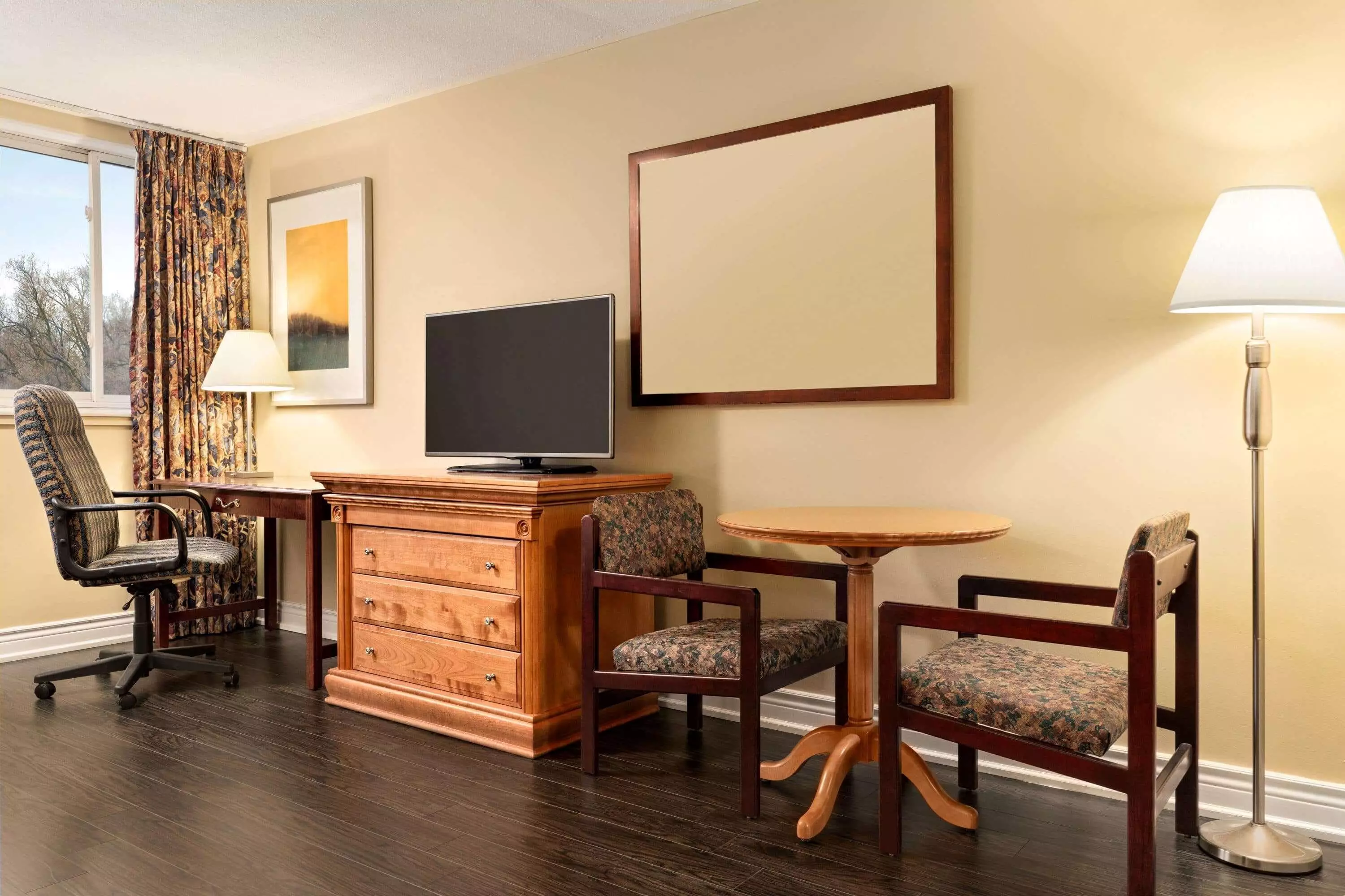 هتل Travelodge by Wyndham Richmond Hill Richmond Hill