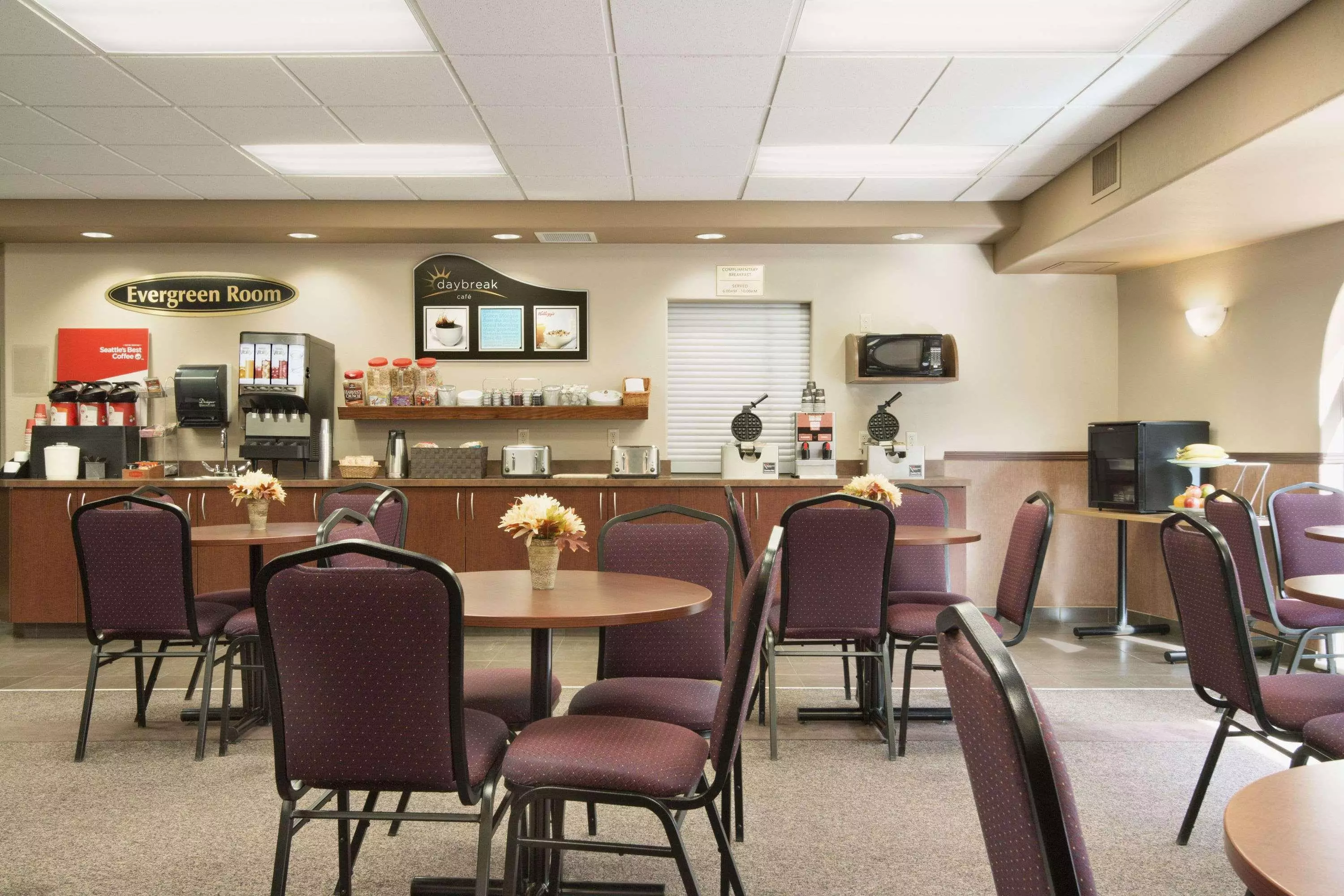 Alibaba https://cdn.alibaba.ir/ostorage/hotel-accommodation-images/6a0fd62fc86edf55f72427b9_Thunder-Bay-Days-Inn-by-Wyndham-Thunder-Bay-North-1.webp
