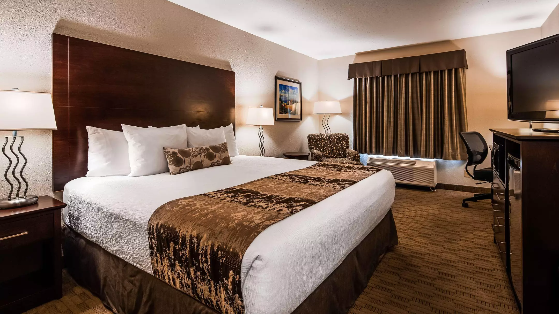 هتل Best Western Plus Pembina Inn & Suites Winnipeg