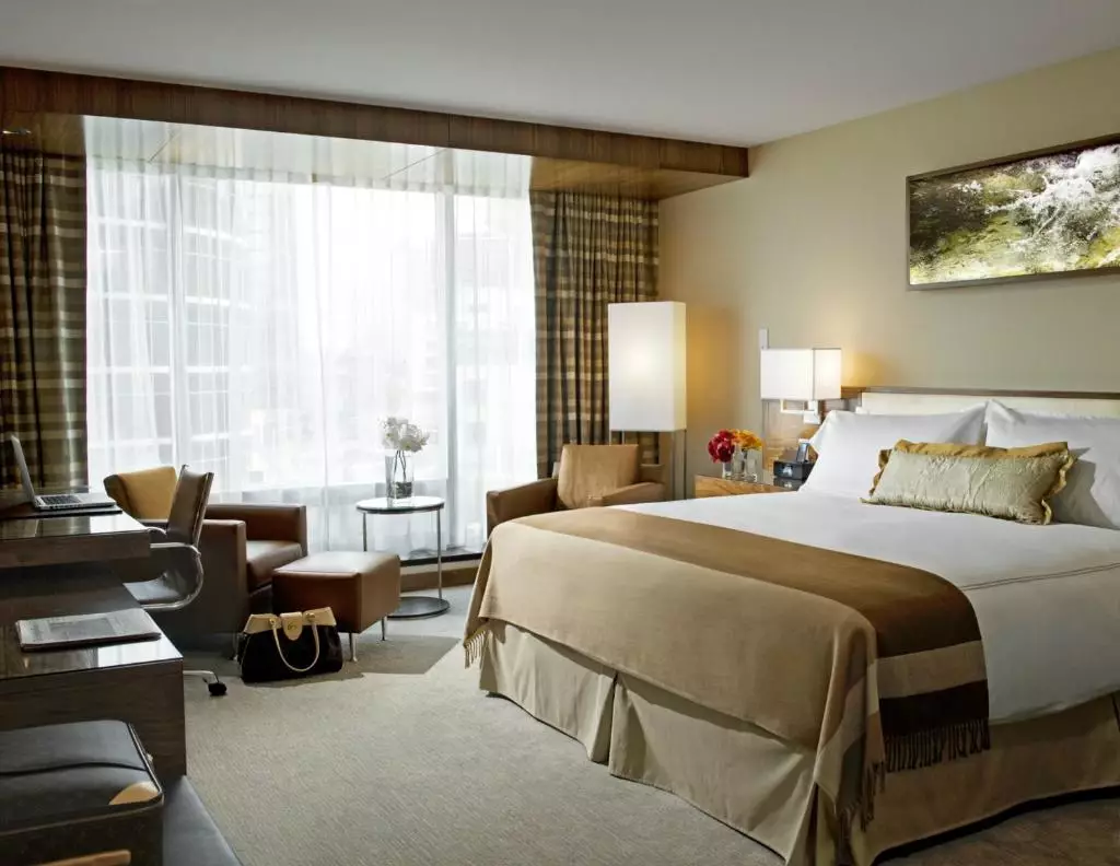 Alibaba https://cdn.alibaba.ir/ostorage/hotel-accommodation-images/6a10041dc86edf55f724495e_Vancouver-Fairmont-Pacific-Rim-1.webp