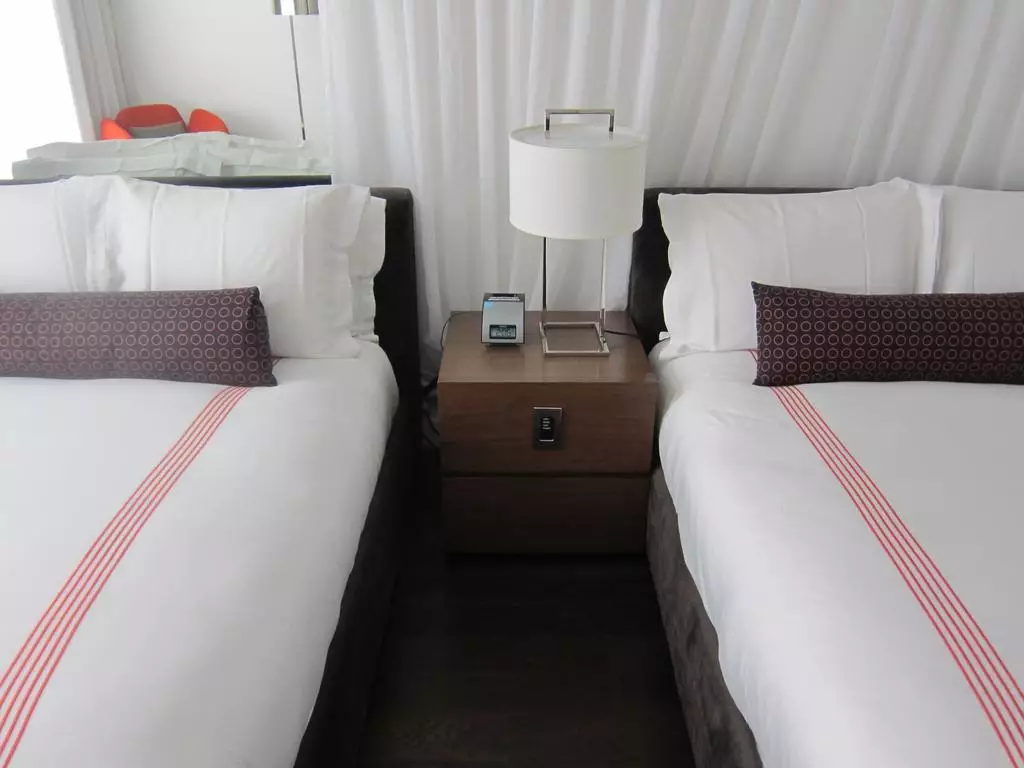 هتل 1 Hotel Toronto تورنتو