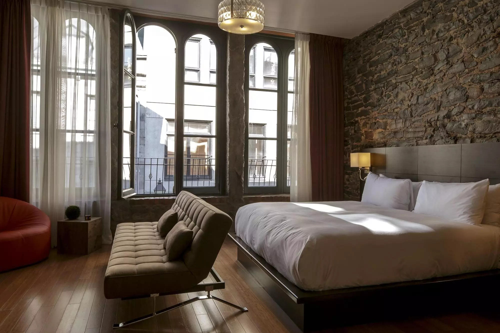 Alibaba https://cdn.alibaba.ir/ostorage/hotel-accommodation-images/6a101794c86edf55f72456c5_Montreal-Le-Petit-1.webp