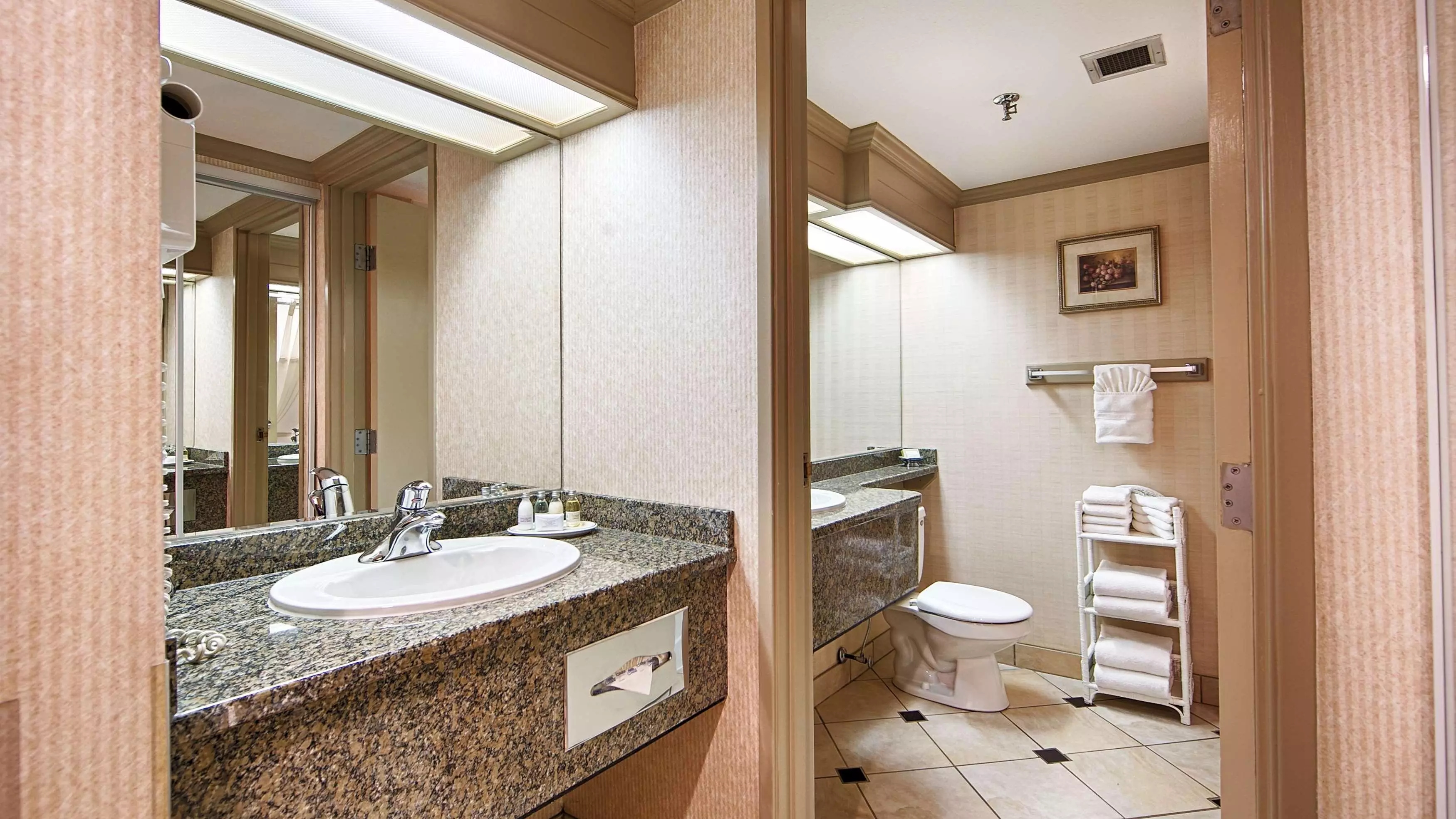 Alibaba https://cdn.alibaba.ir/ostorage/hotel-accommodation-images/6a103b5cc86edf55f7246fe5_Calgary-Best-Western-Plus-Port-O-Call-Hotel-1.webp