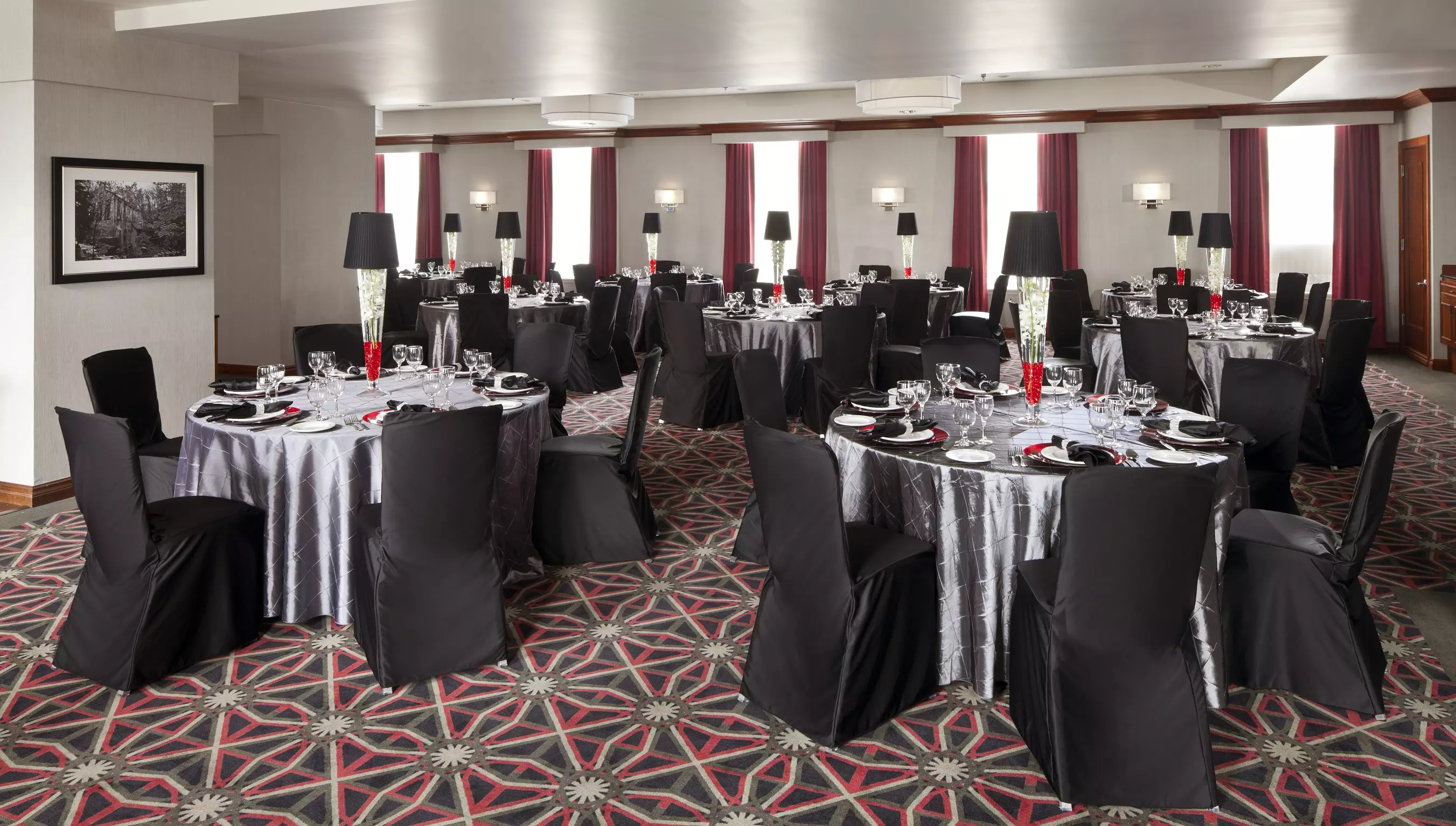 هتل Four Points by Sheraton Hotel & Conference Centre Gatineau-Ottawa Gatineau