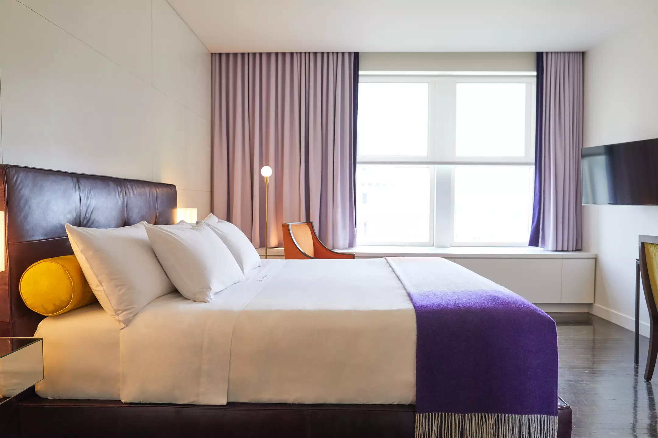 Alibaba https://cdn.alibaba.ir/ostorage/hotel-accommodation-images/6a104efac86edf55f7247da4_Montreal-St-Paul-1.webp
