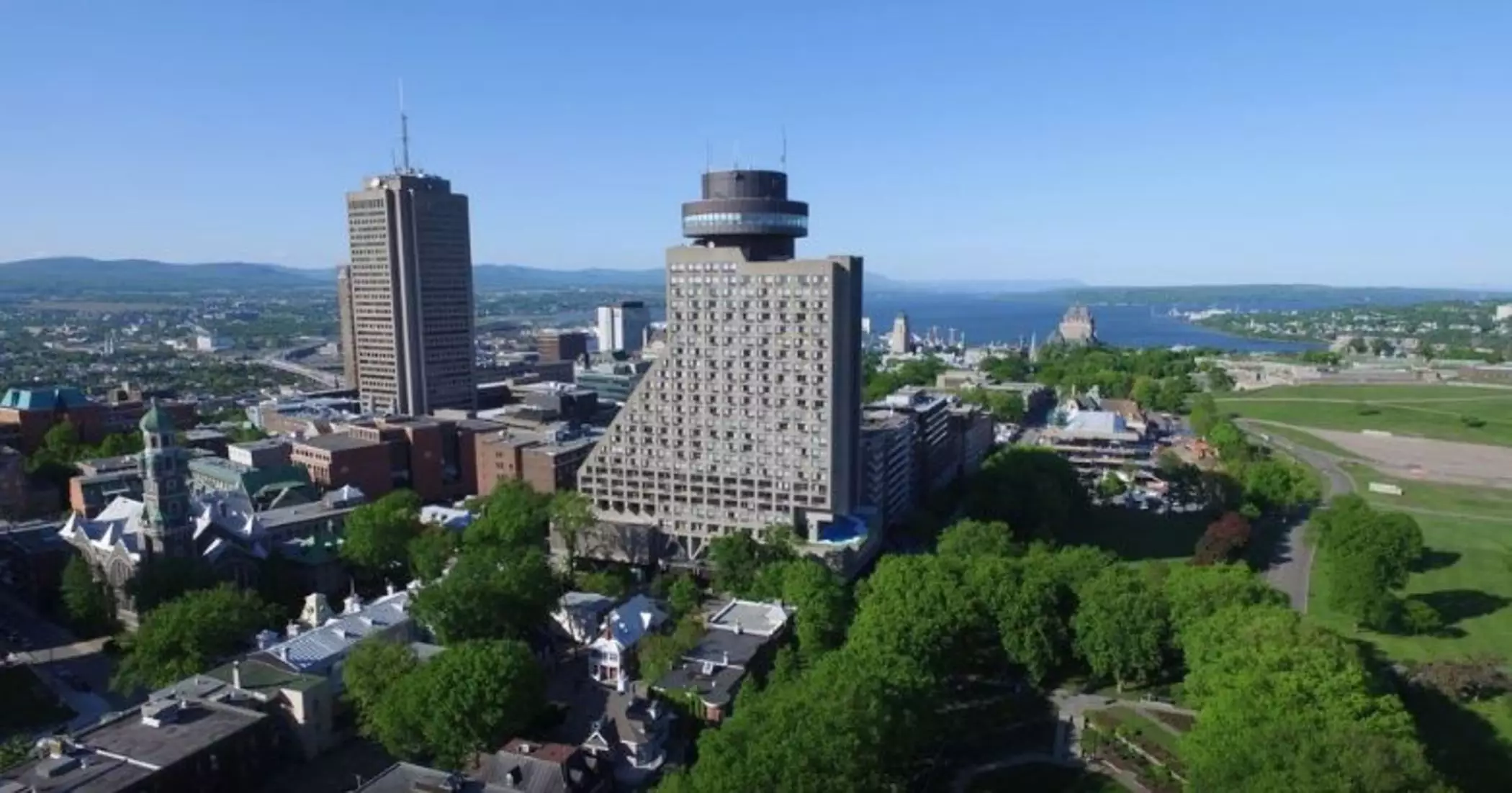 Alibaba https://cdn.alibaba.ir/ostorage/hotel-accommodation-images/6a1050b0c86edf55f7247ed1_Quebec-City-H-tel-Le-Concorde-Qu-bec-1.webp