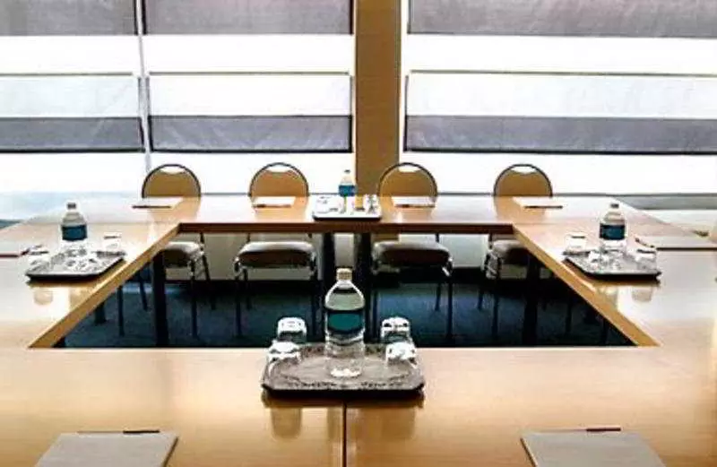 هتل Residence Inn Montreal Westmount مونترال