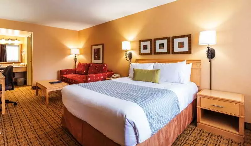 هتل Accent Inn Kamloops Kamloops