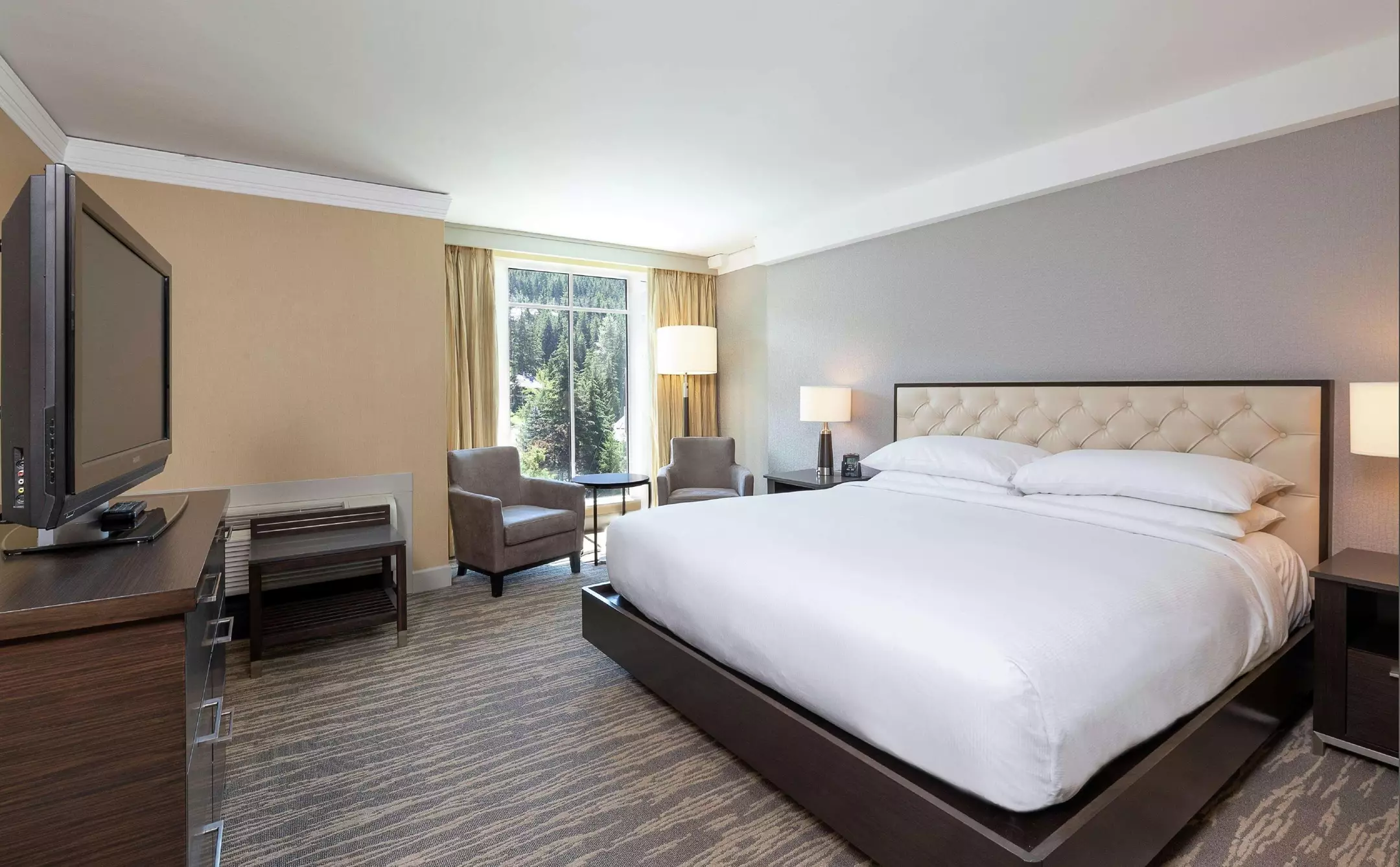 هتل Hilton Whistler Resort & Spa Whistler