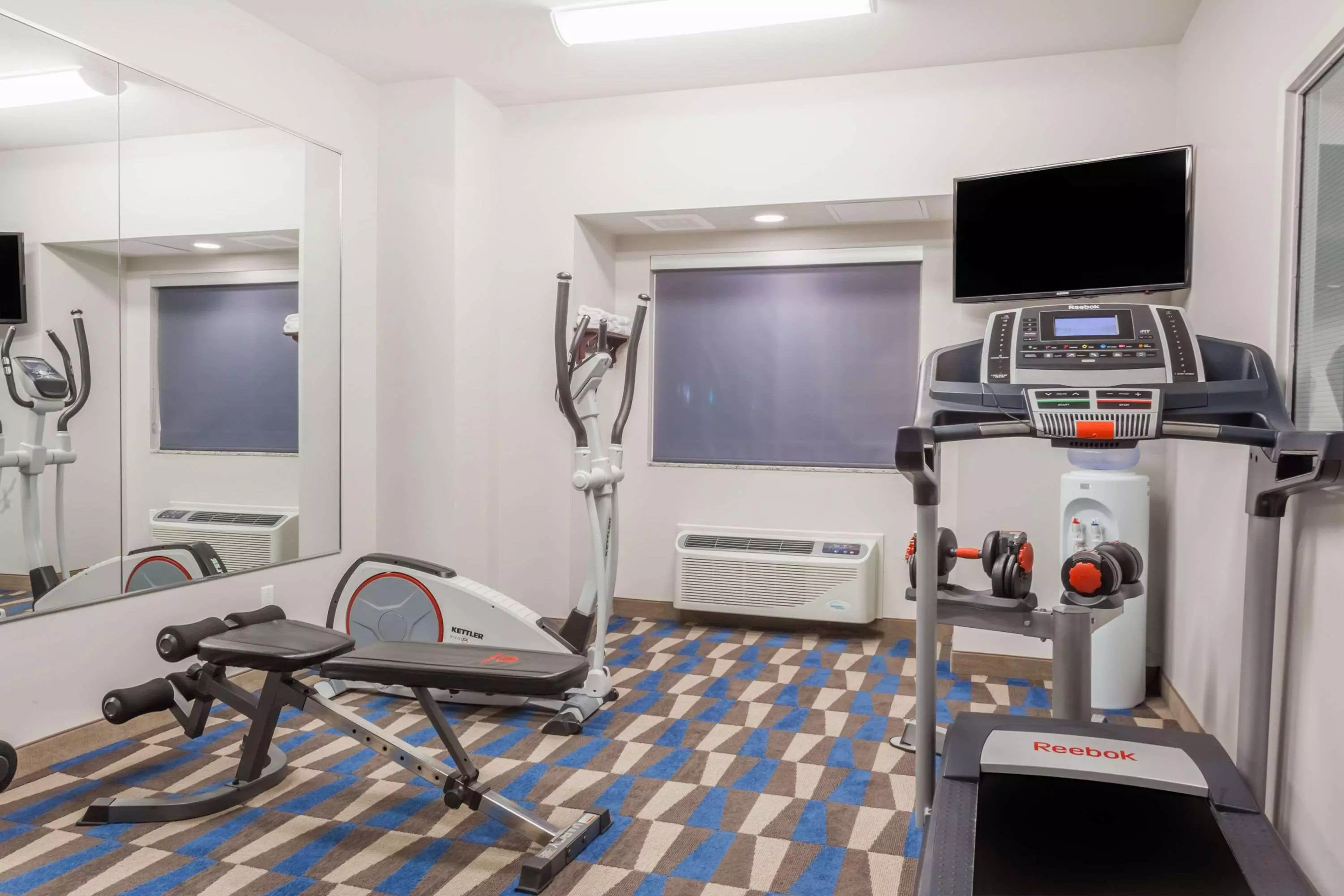 هتل Microtel Inn & Suites by Wyndham Sault Ste. Marie Sault Sainte Marie